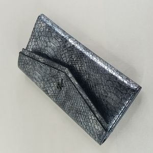 Simply Vera - Vera Wang Leather Snakeskin Clutch Wallet